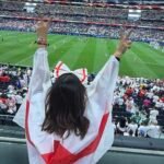 Smile Maung England Team L.A